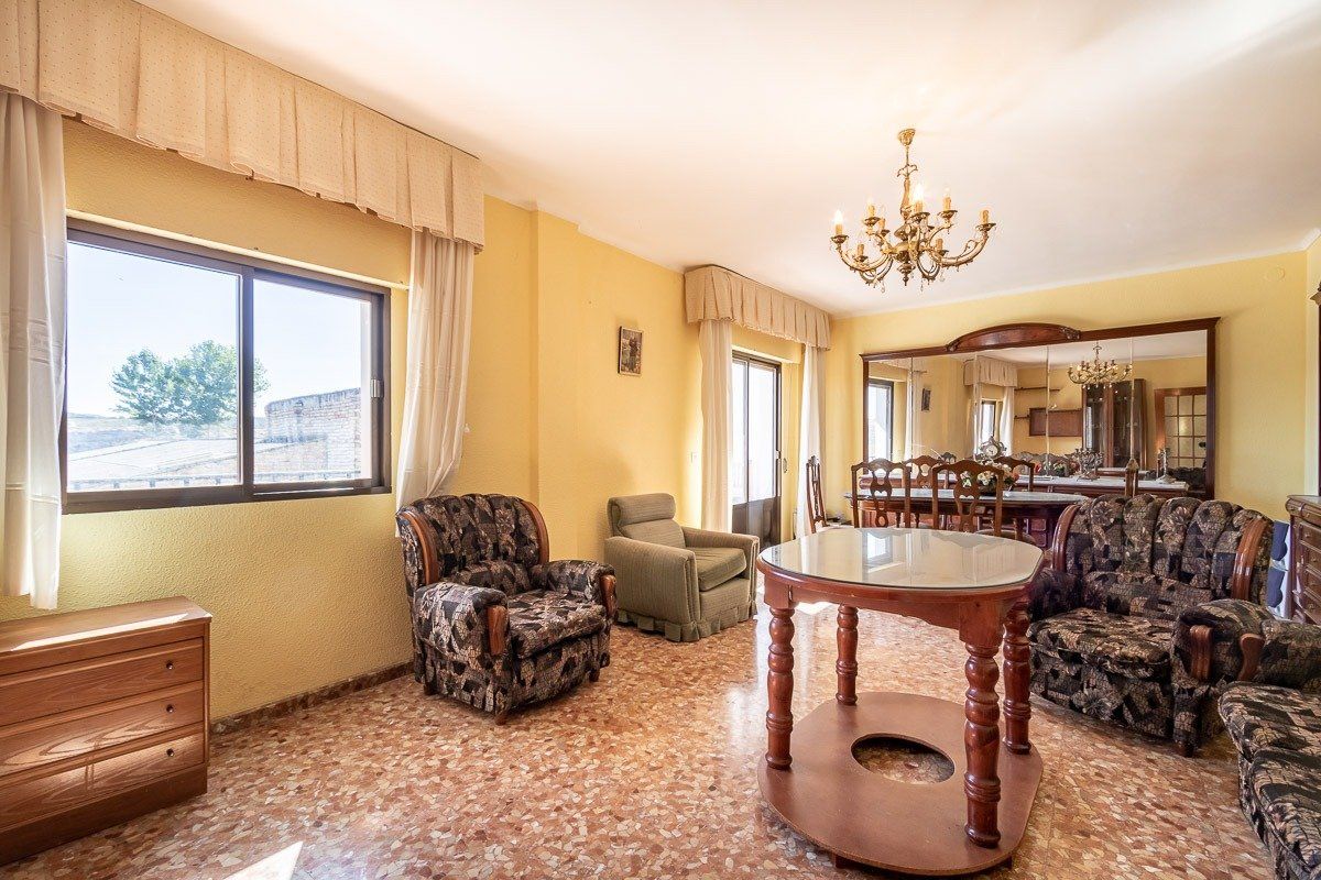 Menjador de Pis en venda en Alhama de Granada amb Balcó