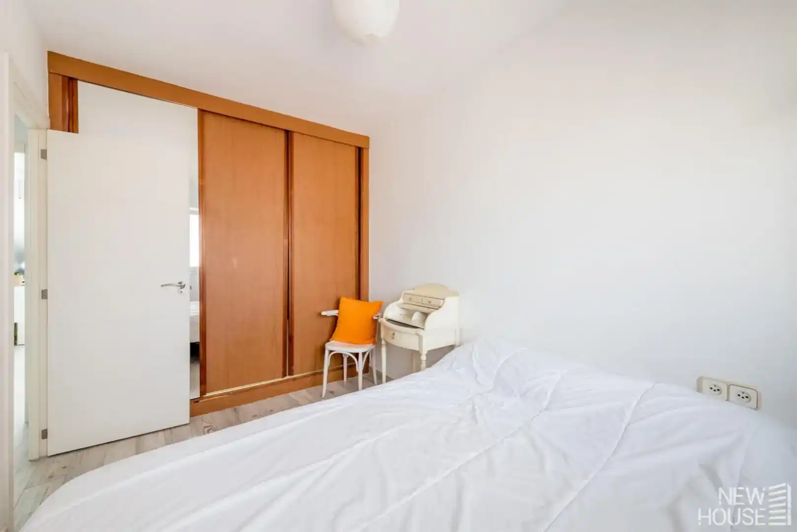 Schlafzimmer von Wohnung zur Miete in Alicante / Alacant mit Klimaanlage und Balkon