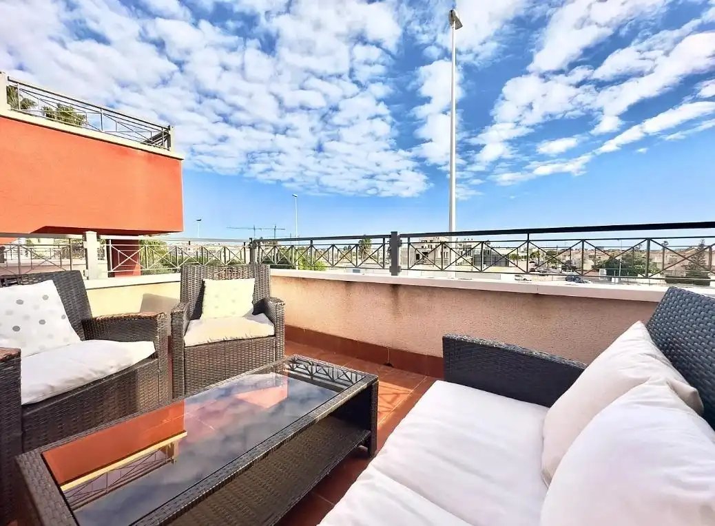 Bungalow with terrace for sale in Calle Abeto, imagen 18
