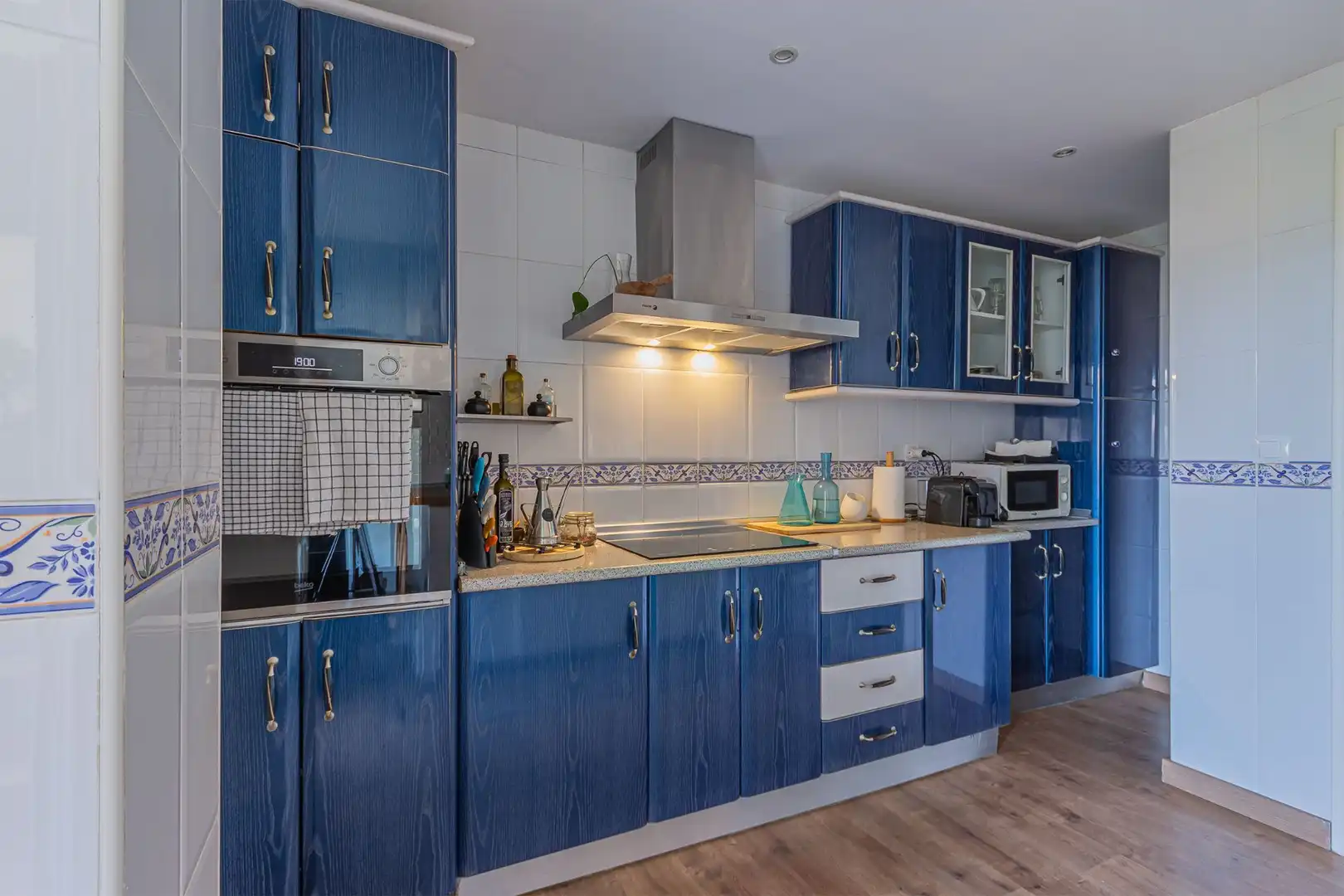 Cocina de Ático de alquiler en Almuñécar con Aire acondicionado, Terraza y Amueblado