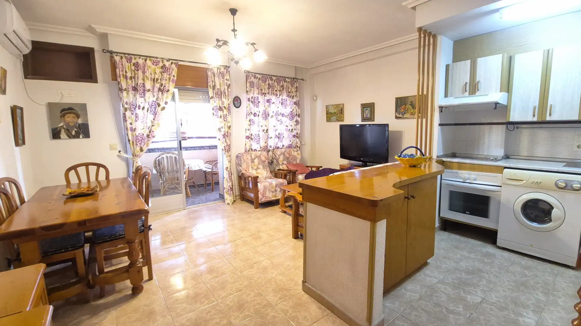 Wohnzimmer von Wohnungen zum Verkauf in Guardamar del Segura mit Klimaanlage, Terrasse und Möbliert