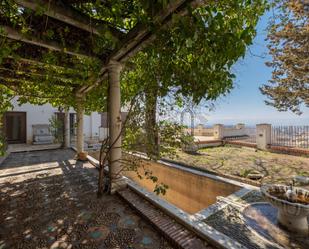 Jardí de Casa o xalet en venda en  Granada Capital amb Terrassa i Balcó