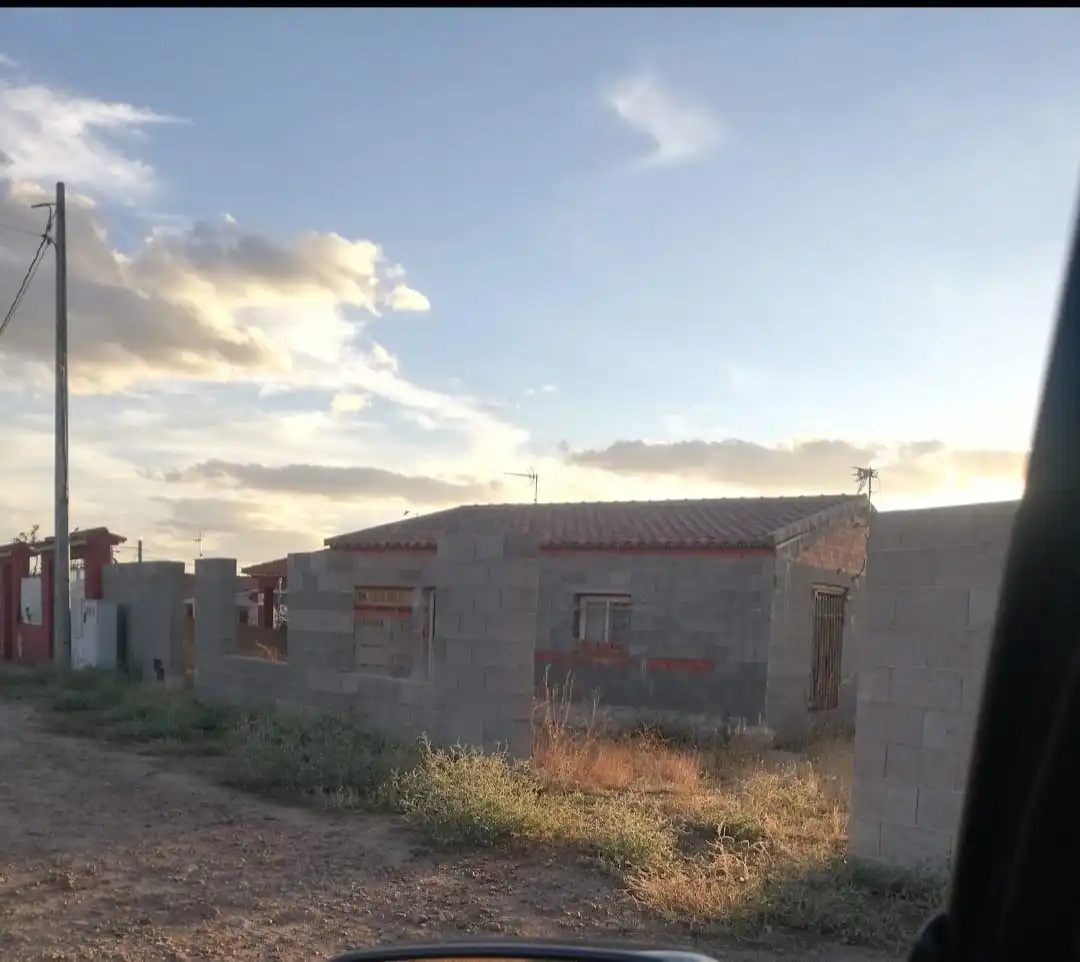 Vista exterior de Casa o chalet en venta en Calzada de Calatrava