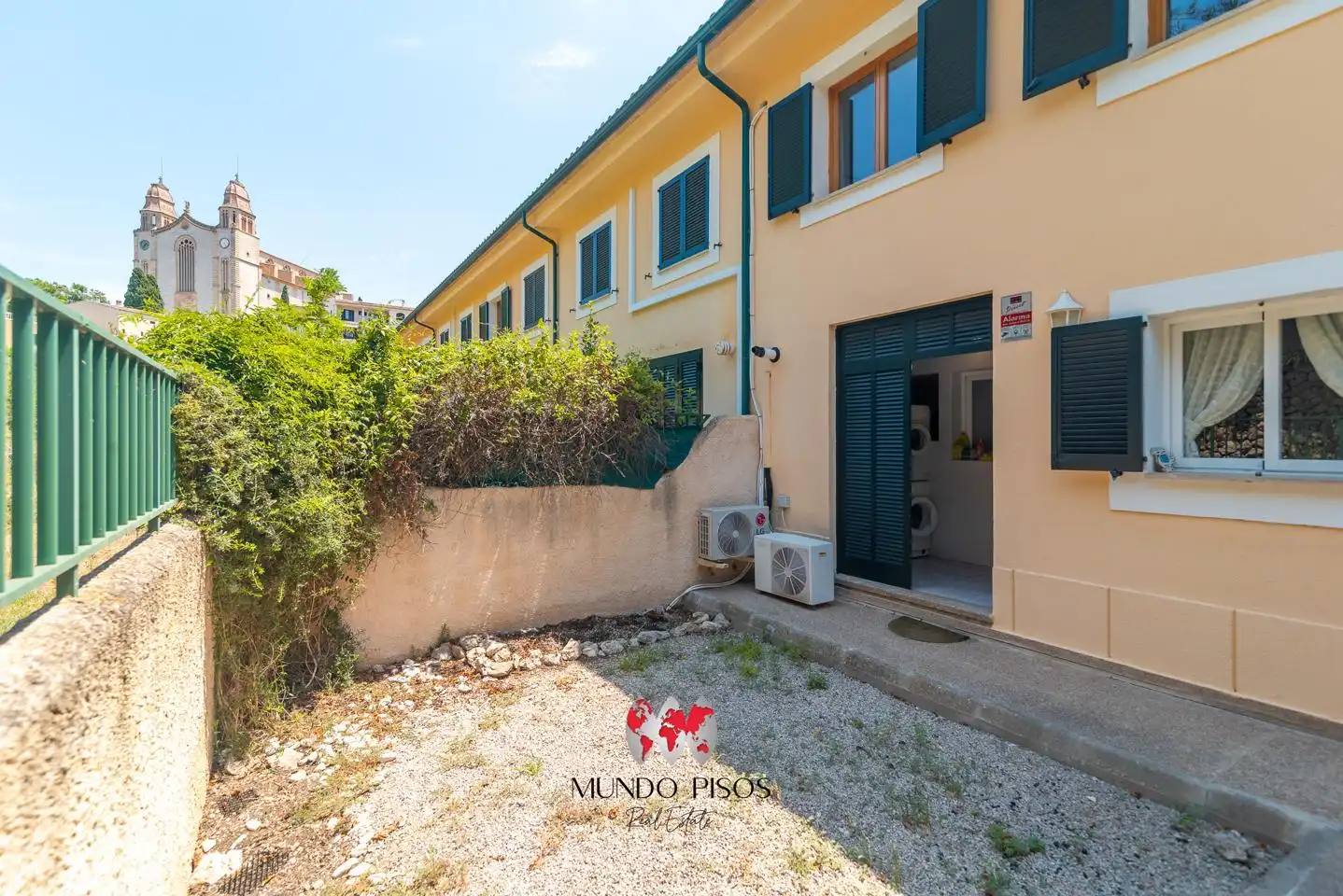 Vista exterior de Casa adosada en venta en Calvià con Aire acondicionado, Calefacción y Terraza