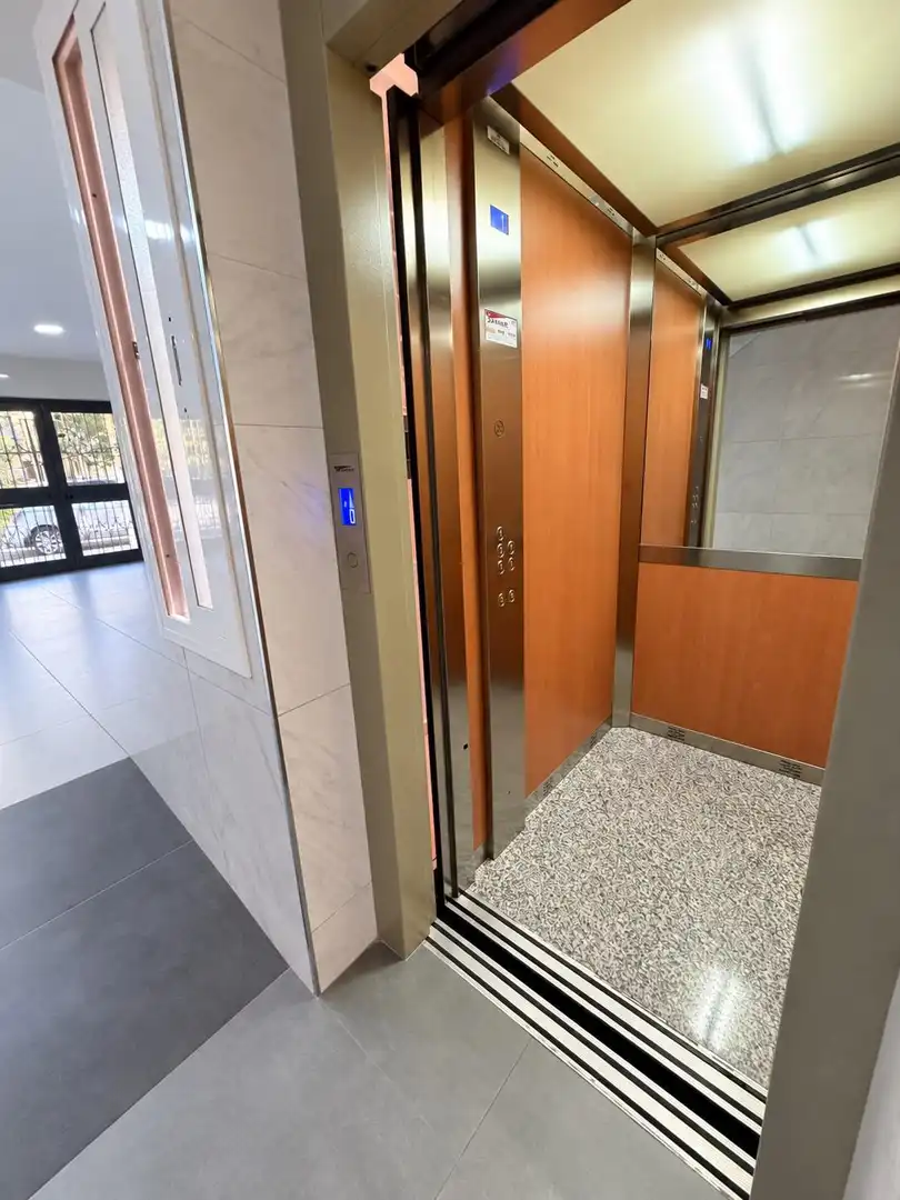 Flat with lift for sale in Calle ZUERA, imagen 12