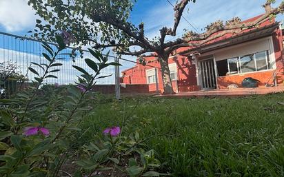 Jardí de Casa o xalet en venda en Castellón de la Plana / Castelló de la Plana amb Aire condicionat, Terrassa i Piscina