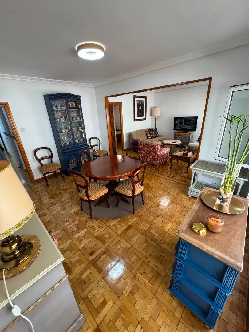 Esszimmer von Wohnung zur Miete in Oviedo  mit Heizung, Parkett und Möbliert