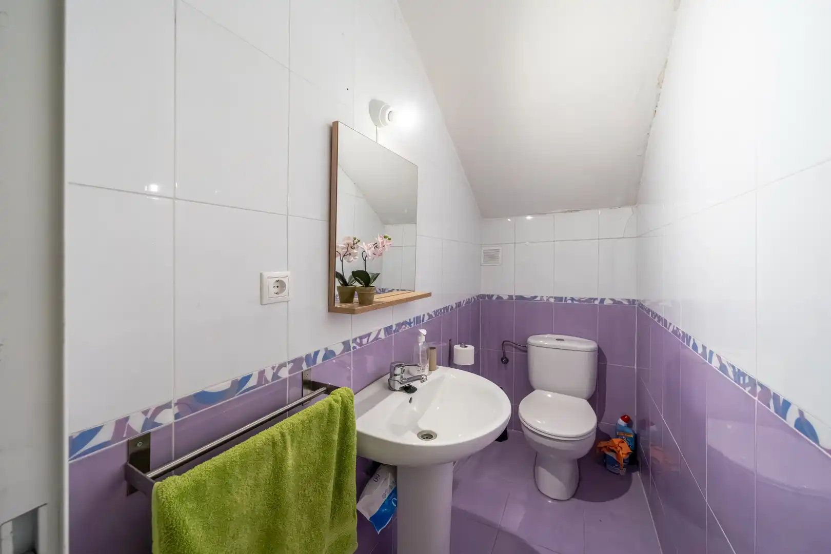 Baño de Casa o chalet en venta en Chiloeches con Aire acondicionado, Calefacción y Jardín privado