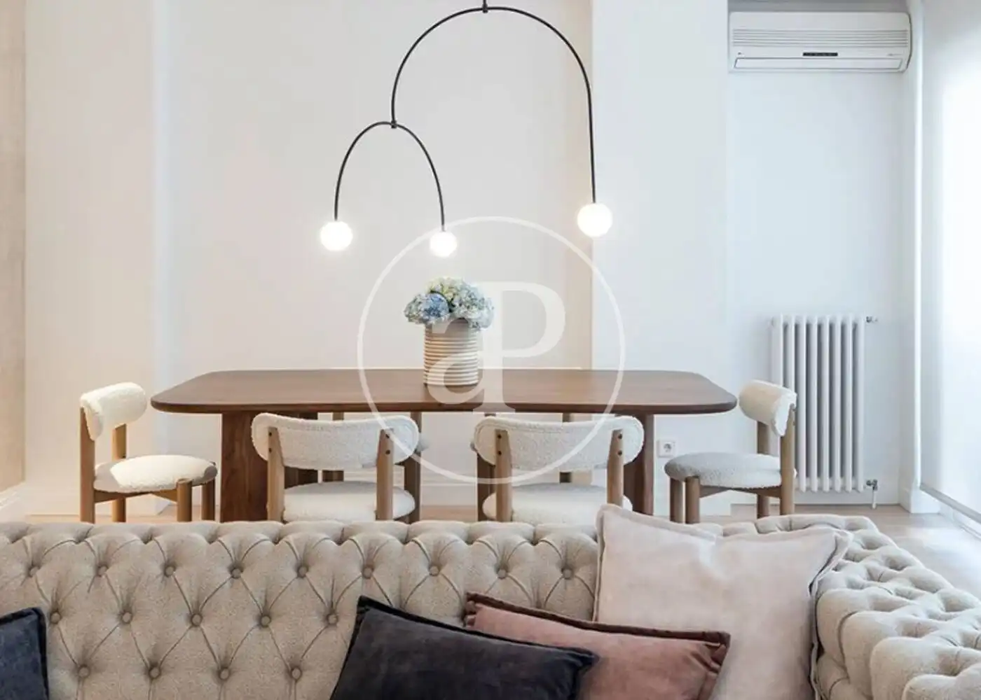 Dining room of Flat for rent in  Madrid Capital  with Air Conditioner, Heating and Furnished