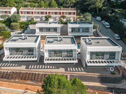 Vista exterior de Casa o xalet en venda en Palafrugell amb Aire condicionat, Calefacció i Jardí privat