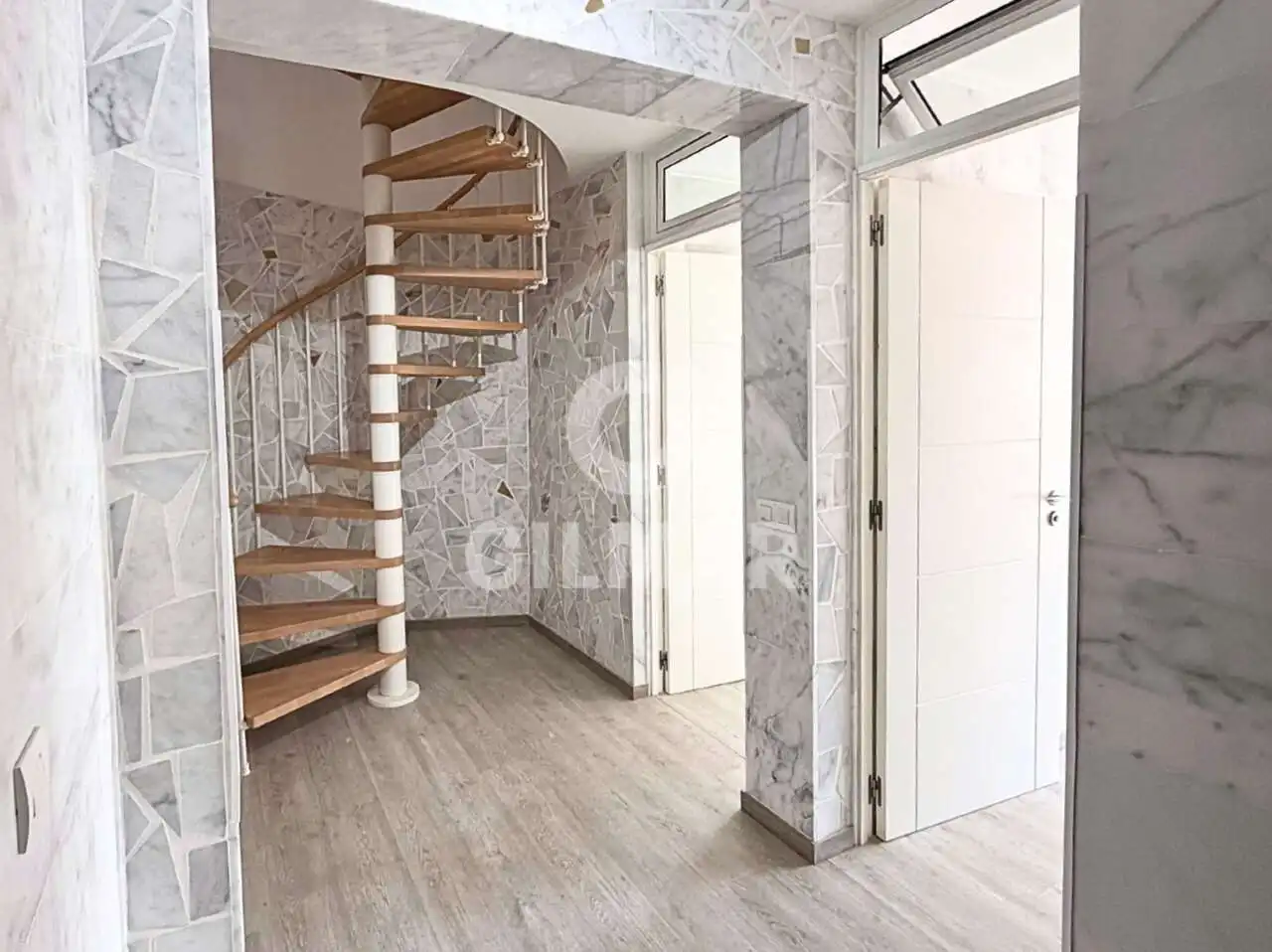 Dúplex en venta en Arona con Terraza, Piscina y Amueblado