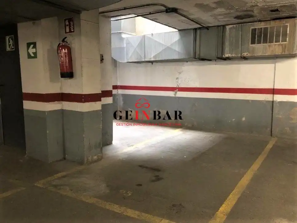 Parkplatz zum Verkauf in Ronda general mitre 59, imagen 2