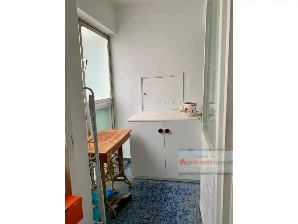 Bedroom of Flat for sale in Bilbao 