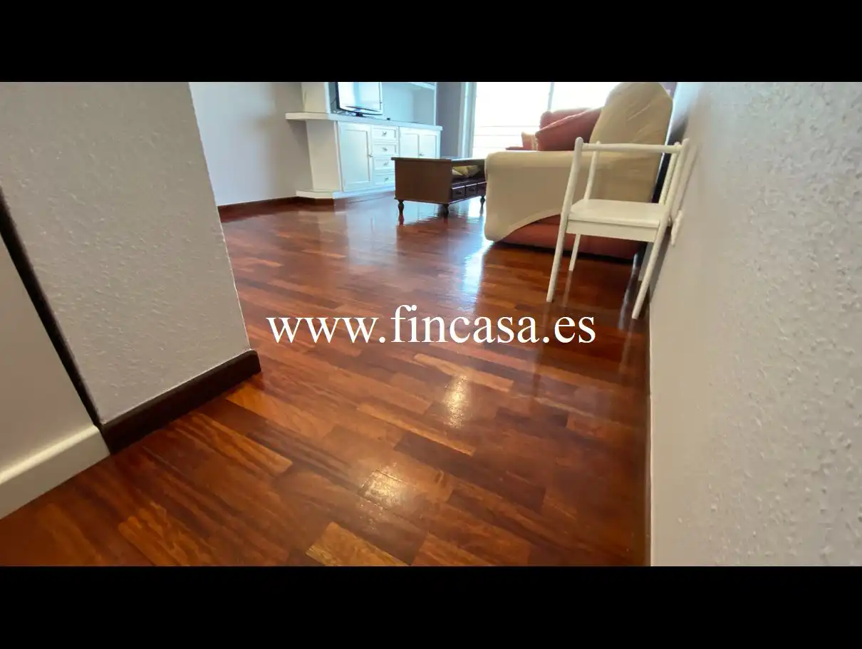Piso de alquiler en Baiona con Calefacción, Terraza y Amueblado