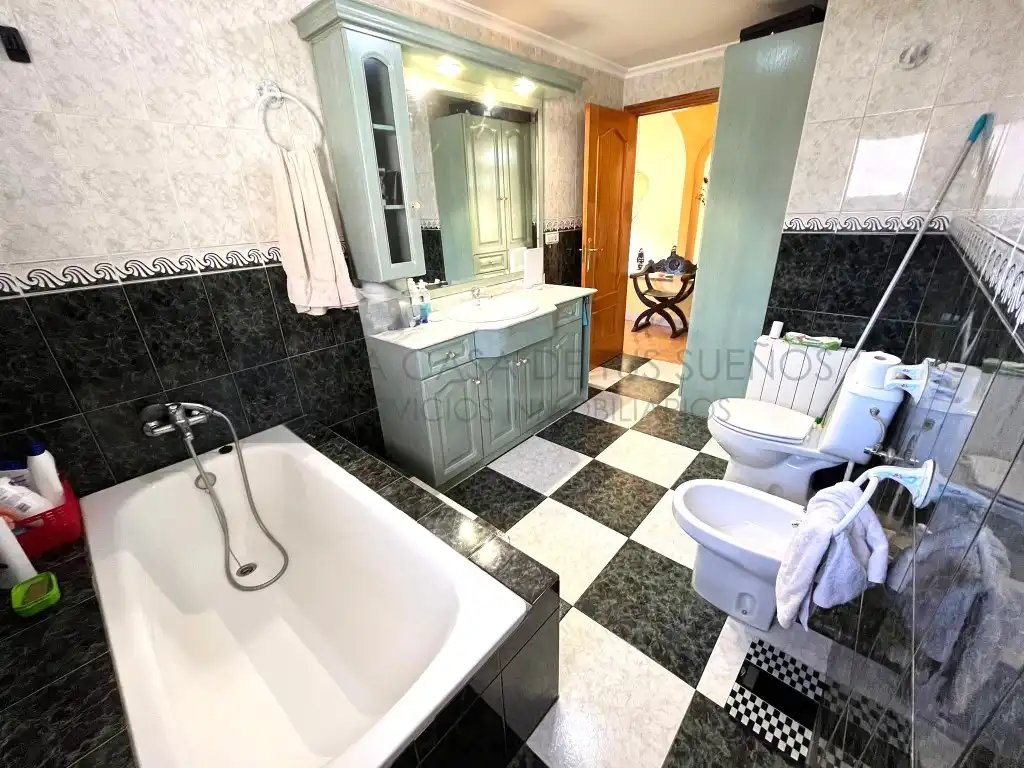 Terraced house for sale in Calle Sagasta, imagen 33