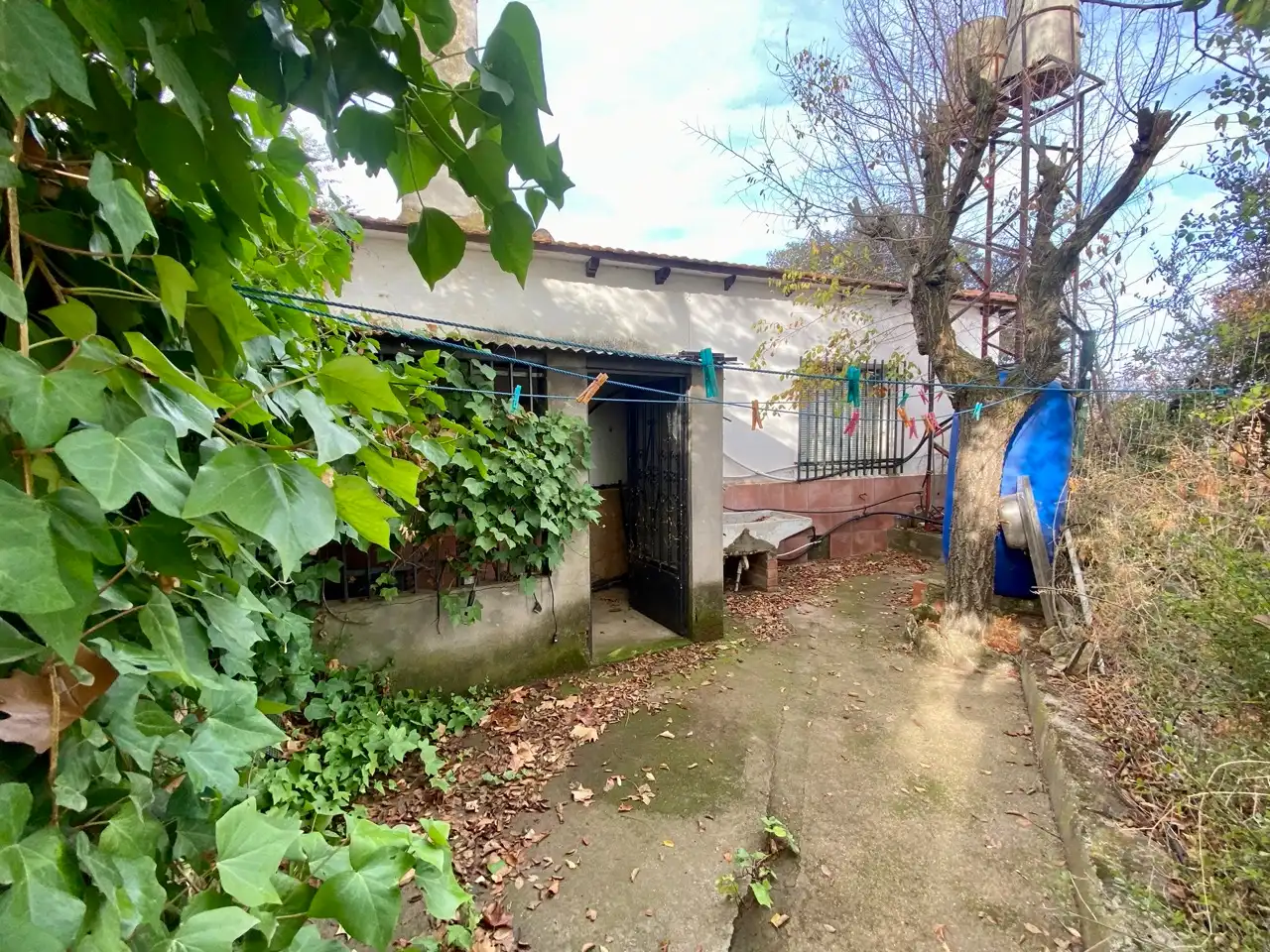 Vista exterior de Casa o xalet en venda en Villarrubia de los Ojos amb Aire condicionat, Calefacció i Jardí privat