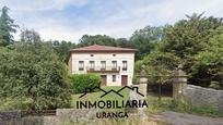 Vista exterior de Casa o xalet en venda en Bárcena de Cicero amb Jardí privat, Terrassa i Traster
