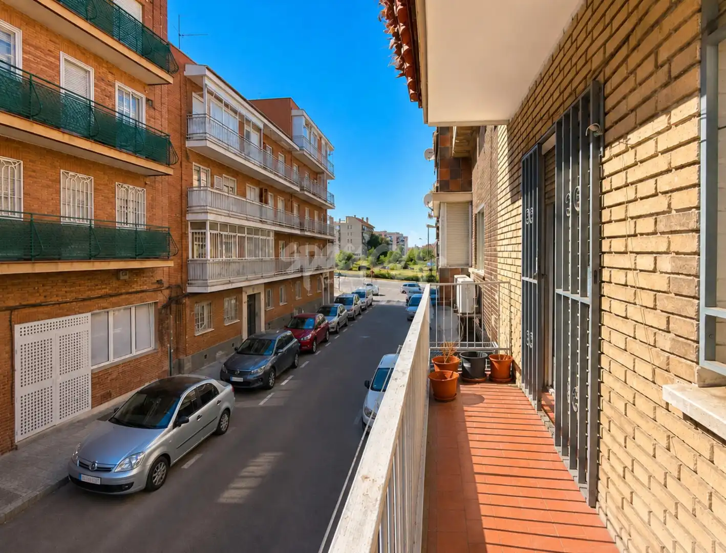 Vista exterior de Piso en venta en Villaverde