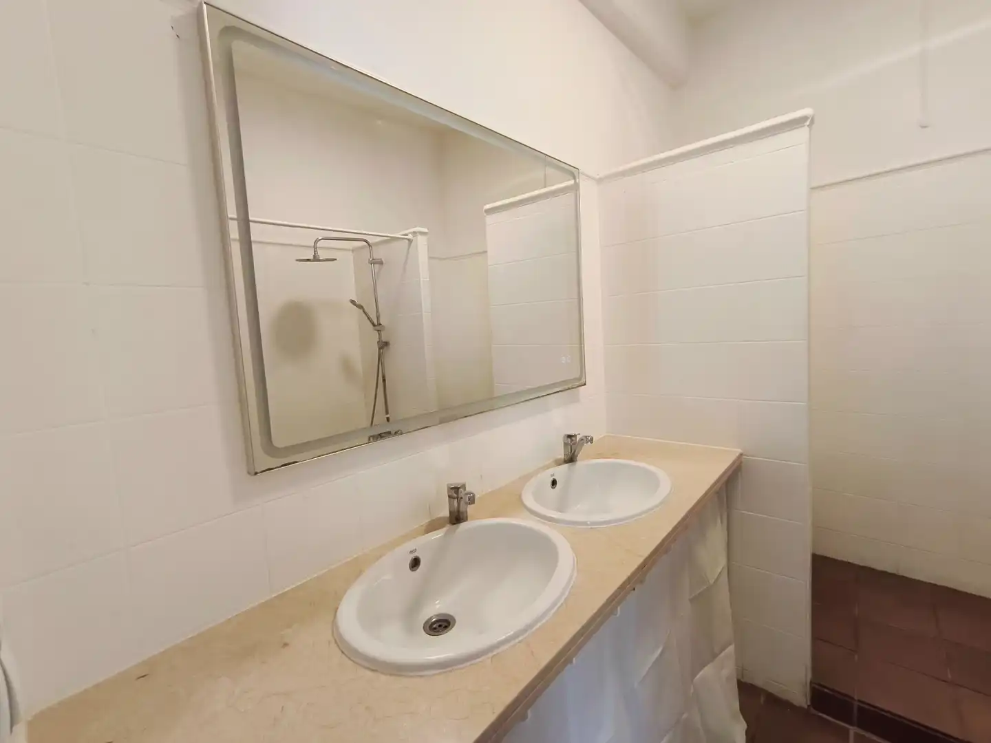 Bathroom of Flat for rent in Barcelona  with Pets allowed