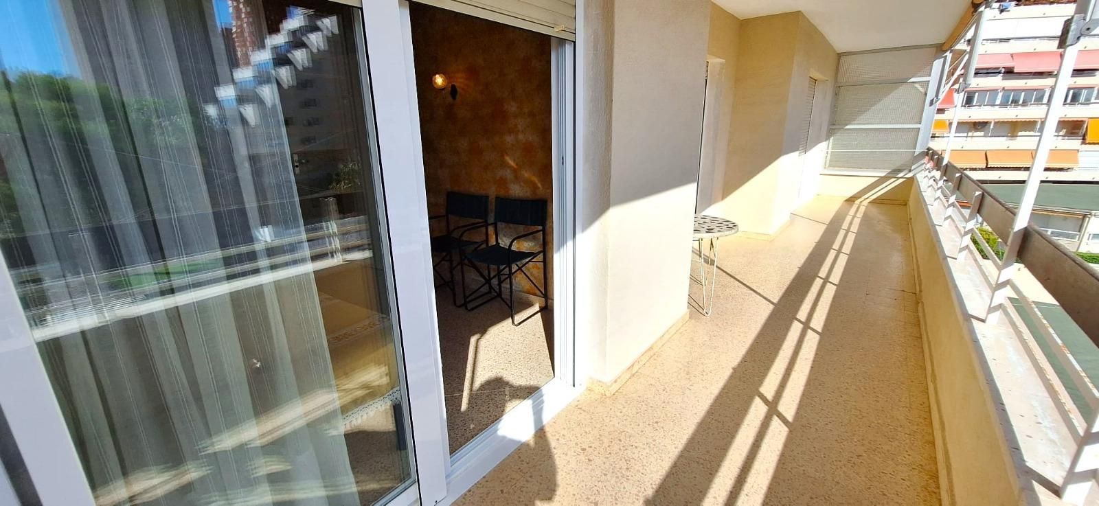 Terrassa de Apartament en venda en Benidorm amb Aire condicionat i Piscina comunitària