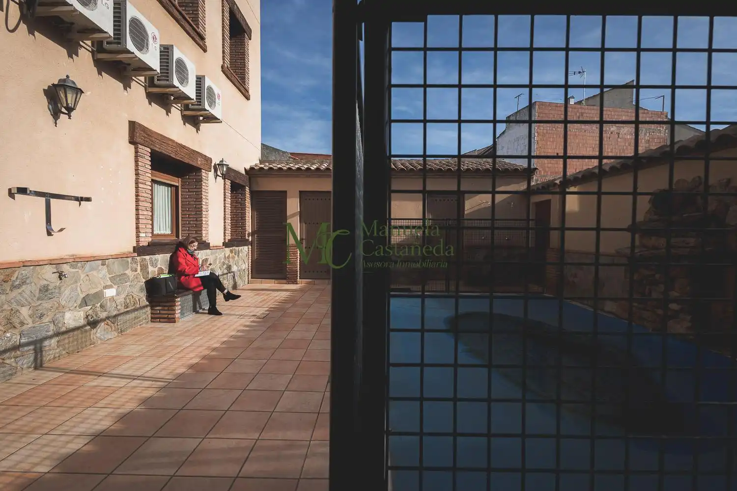 Vista exterior de Edifici en venda en La Zarza (Badajoz)