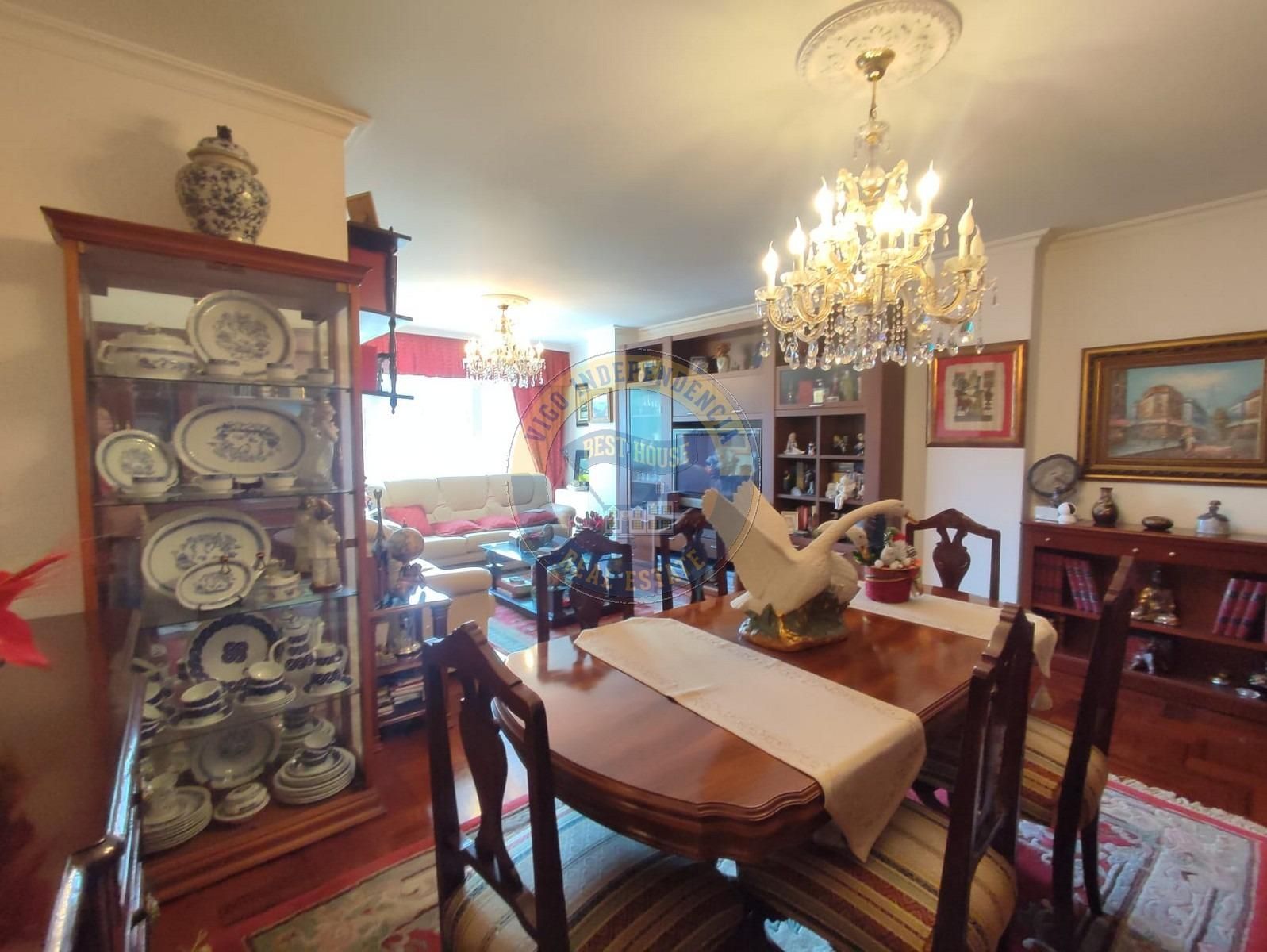 Dining room of Flat for sale in Vigo   with Heating, Parquet flooring and Storage room