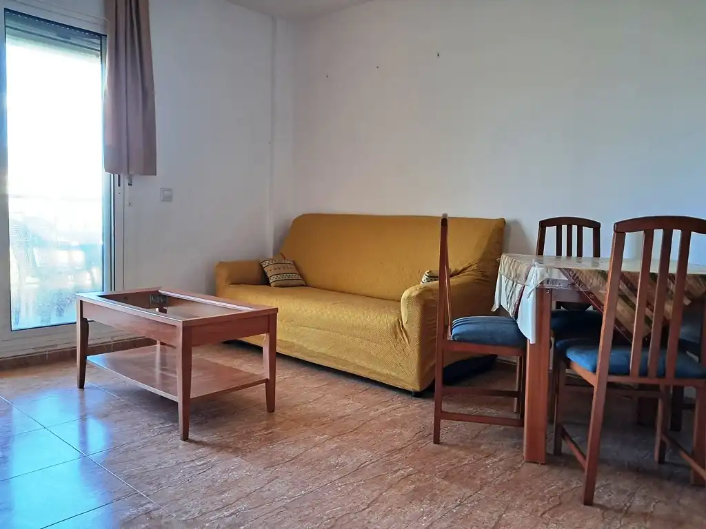 Sala d'estar de Estudi en venda en El Ejido amb Terrassa, Moblat i Piscina comunitària