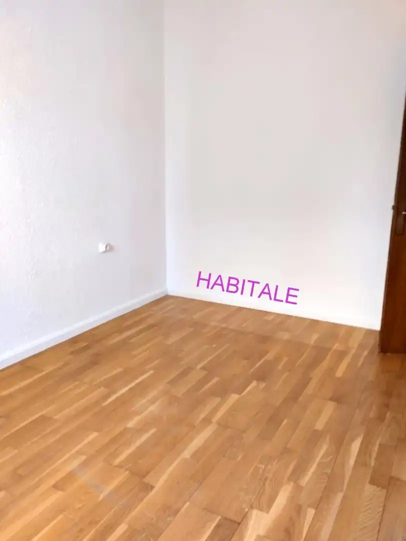 Bedroom of Flat for sale in Zaragoza  with Storage room