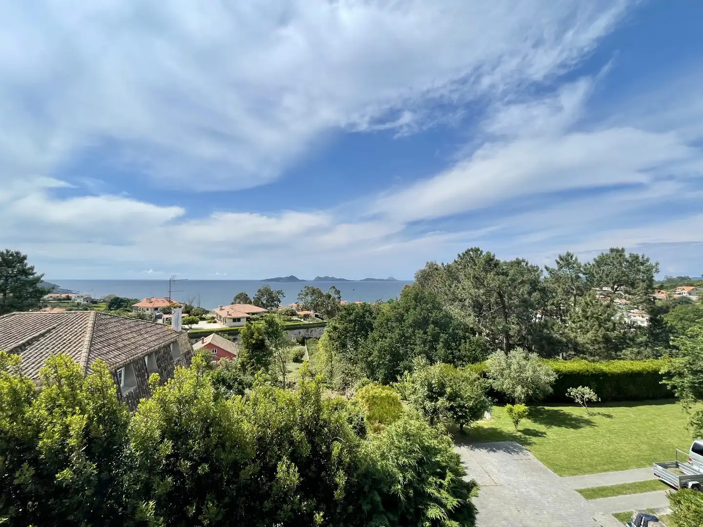 Vista exterior de Casa o chalet de alquiler en Nigrán con Calefacción, Jardín privado y Parquet