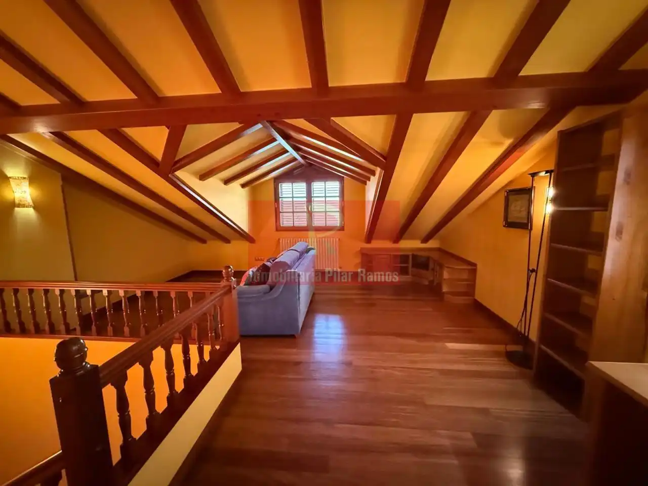 Sala d'estar de Casa adosada en venda en Sariegos amb Calefacció, Jardí privat i Terrassa