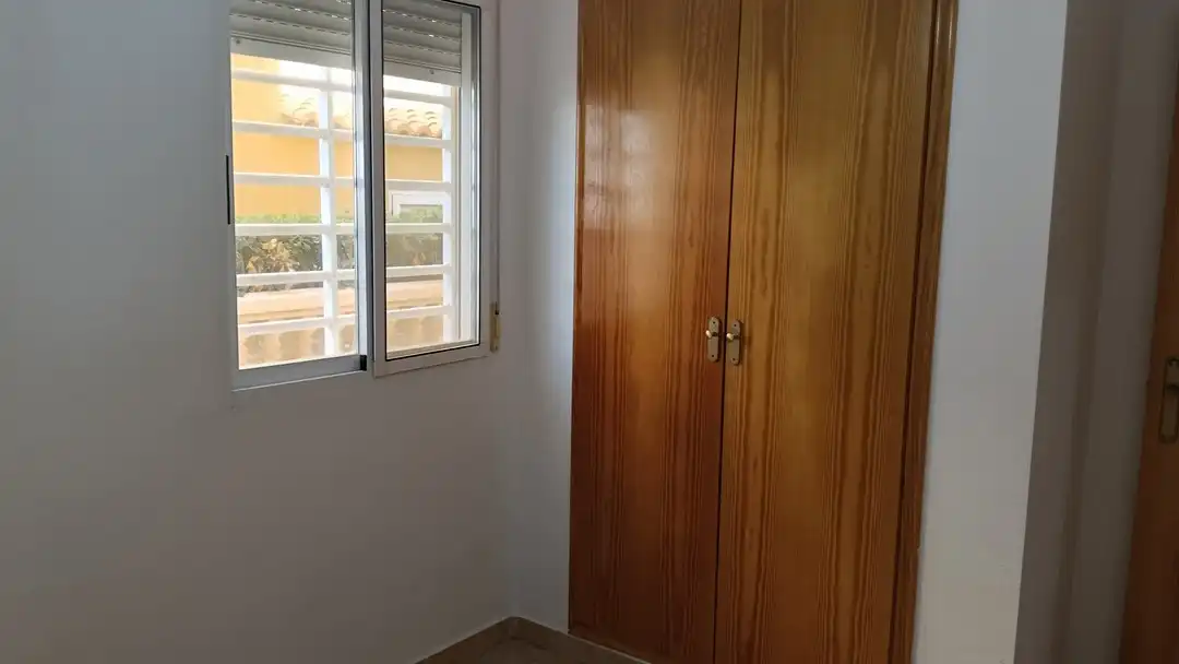 Schlafzimmer von Wohnungen zum Verkauf in Xeraco mit Klimaanlage, Privatgarten und Terrasse