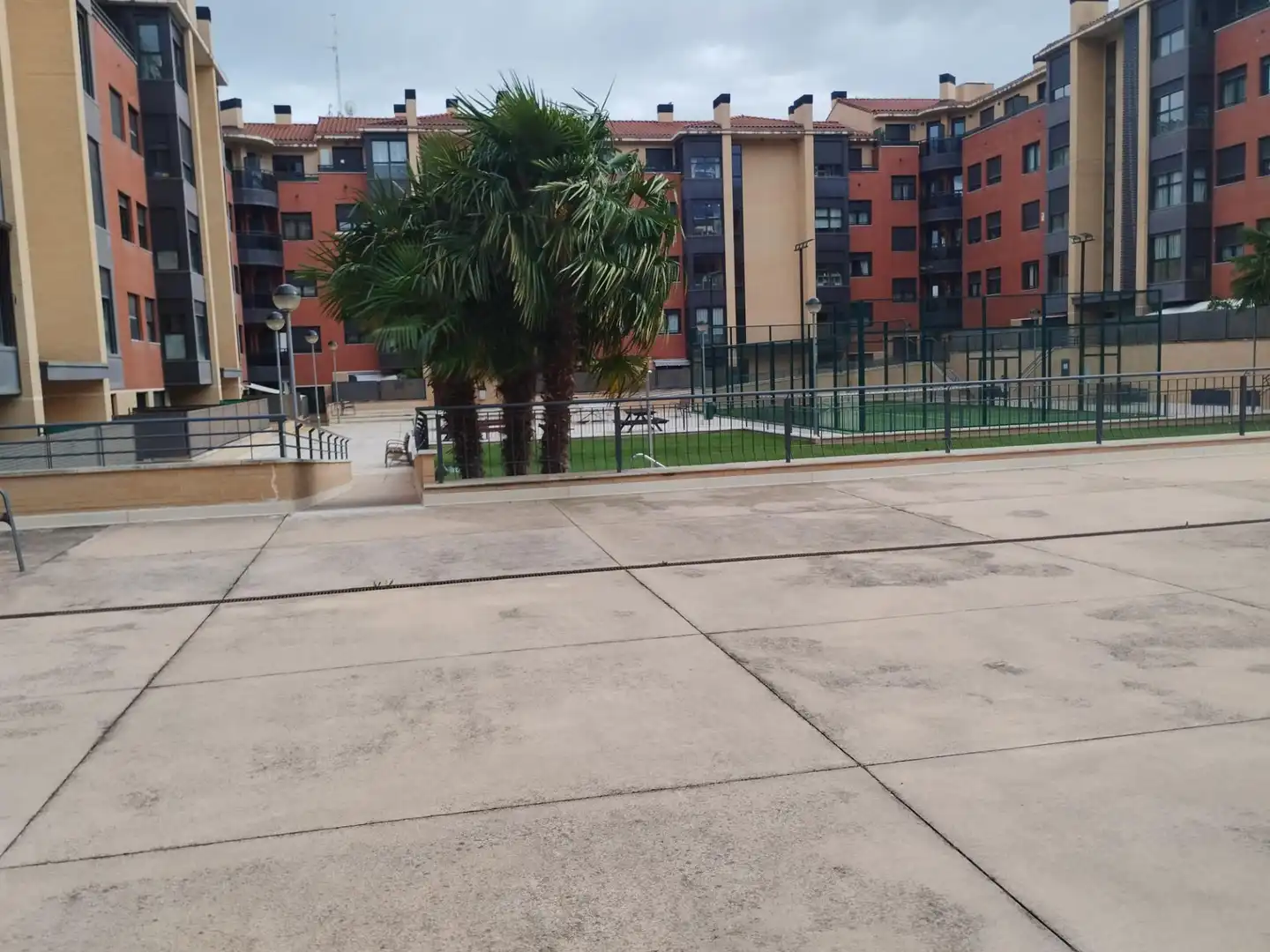 Parking de Loft de alquiler en Arroyo de la Encomienda con Calefacción, Terraza y Trastero