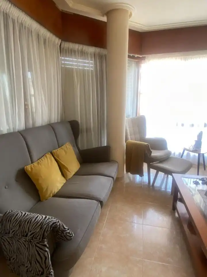 Piso con ascensor en venta en Calle la Brava, imagen 5
