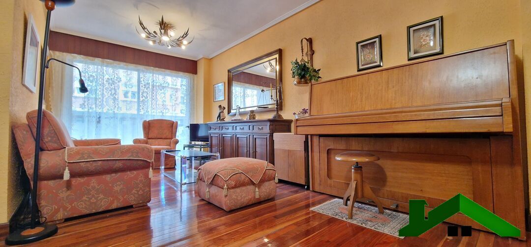 Wohnzimmer von Wohnung zum Verkauf in Bilbao  mit Heizung, Terrasse und Möbliert