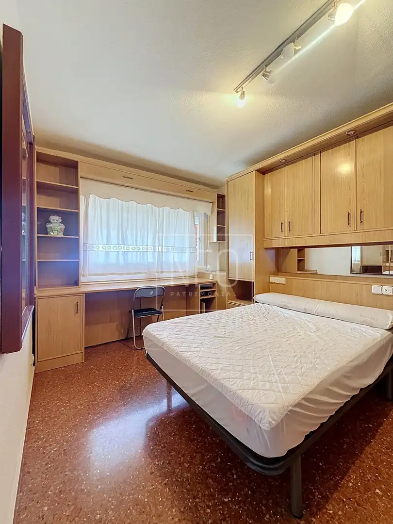 Flat with terrace for sale in Calle LUZ CASANOVA, imagen 16