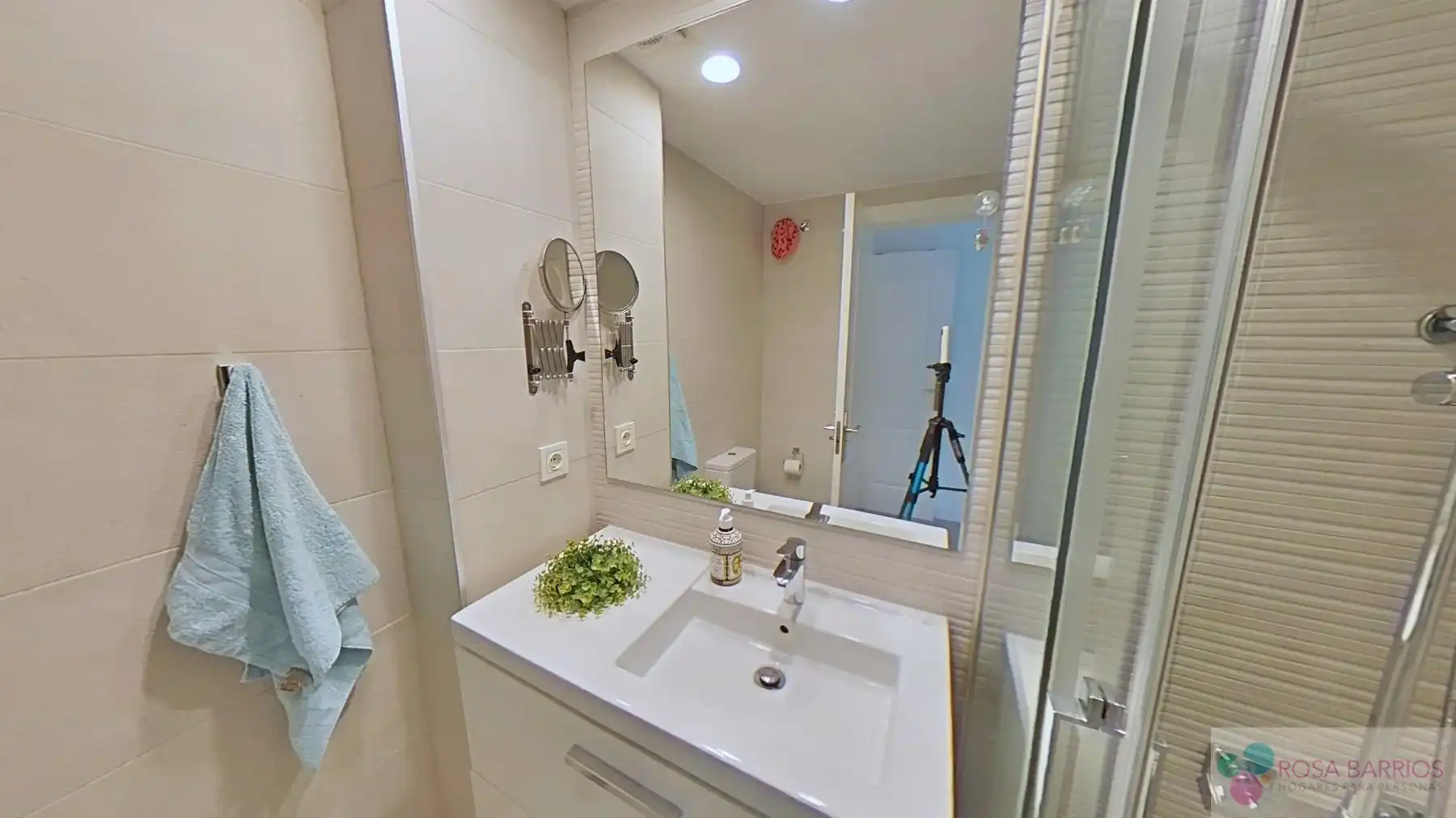Baño de Piso en venta en Marbella con Terraza y Piscina comunitaria