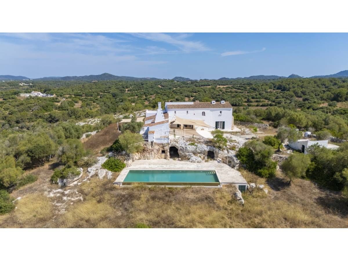 Vista exterior de Finca rústica en venda en Alaior amb Calefacció, Jardí privat i Terrassa