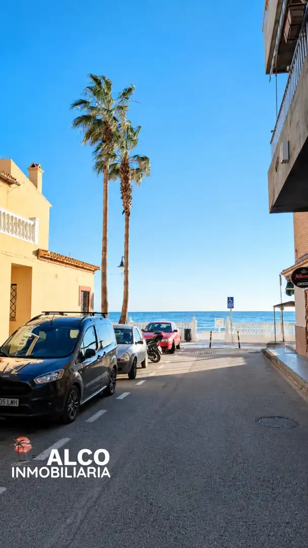 Vista exterior de Piso en venta en Torrox con Aire acondicionado, Trastero y Amueblado