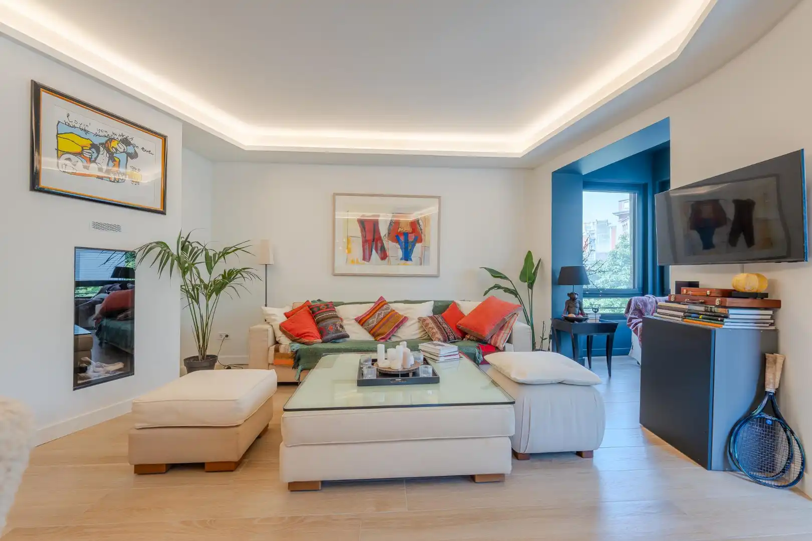 Living room of Flat for rent in Girona  with Air Conditioner and Heating