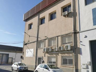 Oficina en venda a Pedanías Este