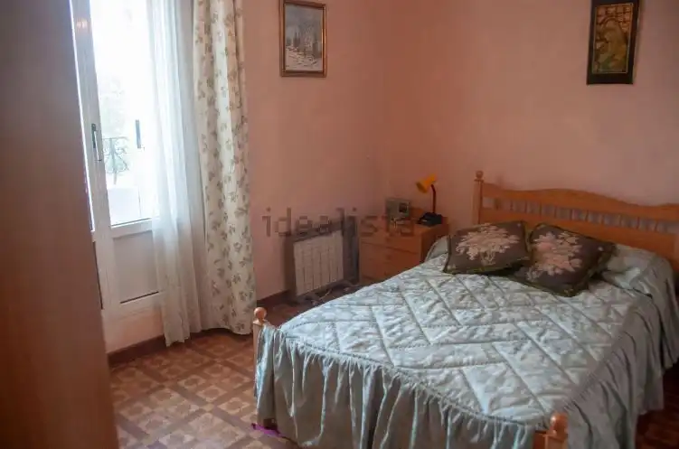 Bedroom of Houses for sale in Burgos  with Heating and Private garden