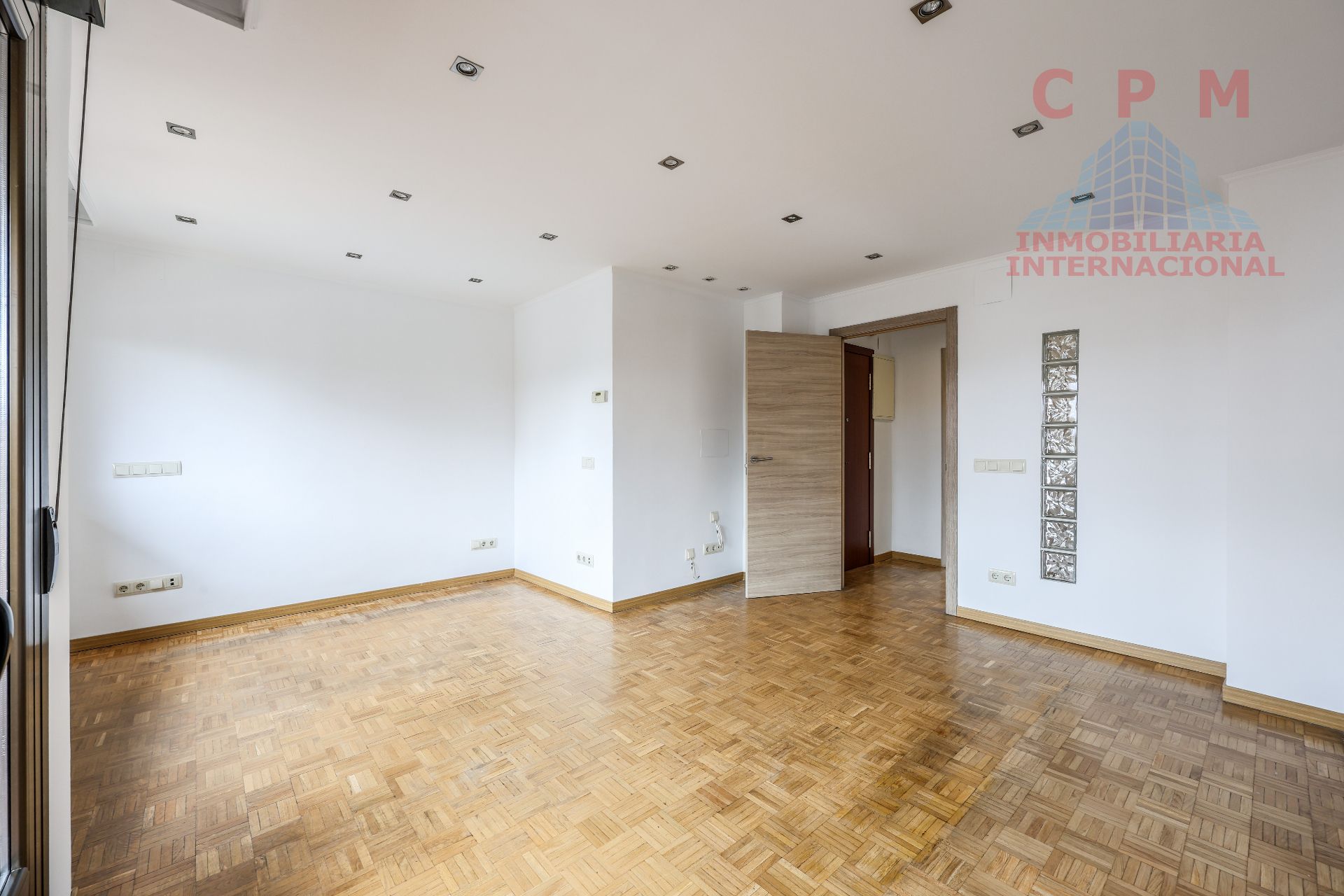 Bedroom of Attic to rent in  Madrid Capital  with Air Conditioner, Heating and Parquet flooring