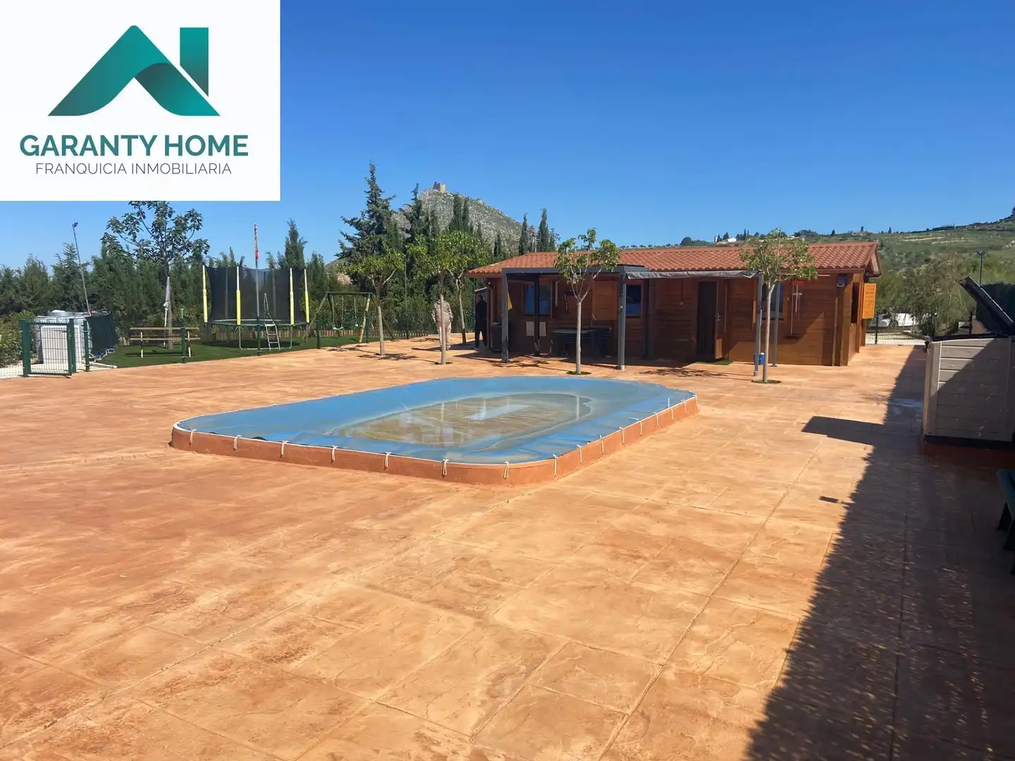 Swimming pool of Houses for sale in Martos  with Air Conditioner, Private garden and Storage room