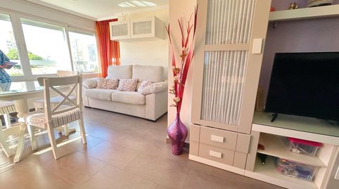 Foto 4 de Apartamento de alquiler en Avenida Avenida de Ricardo Bayona, 8, Playa Poniente, Benidorm