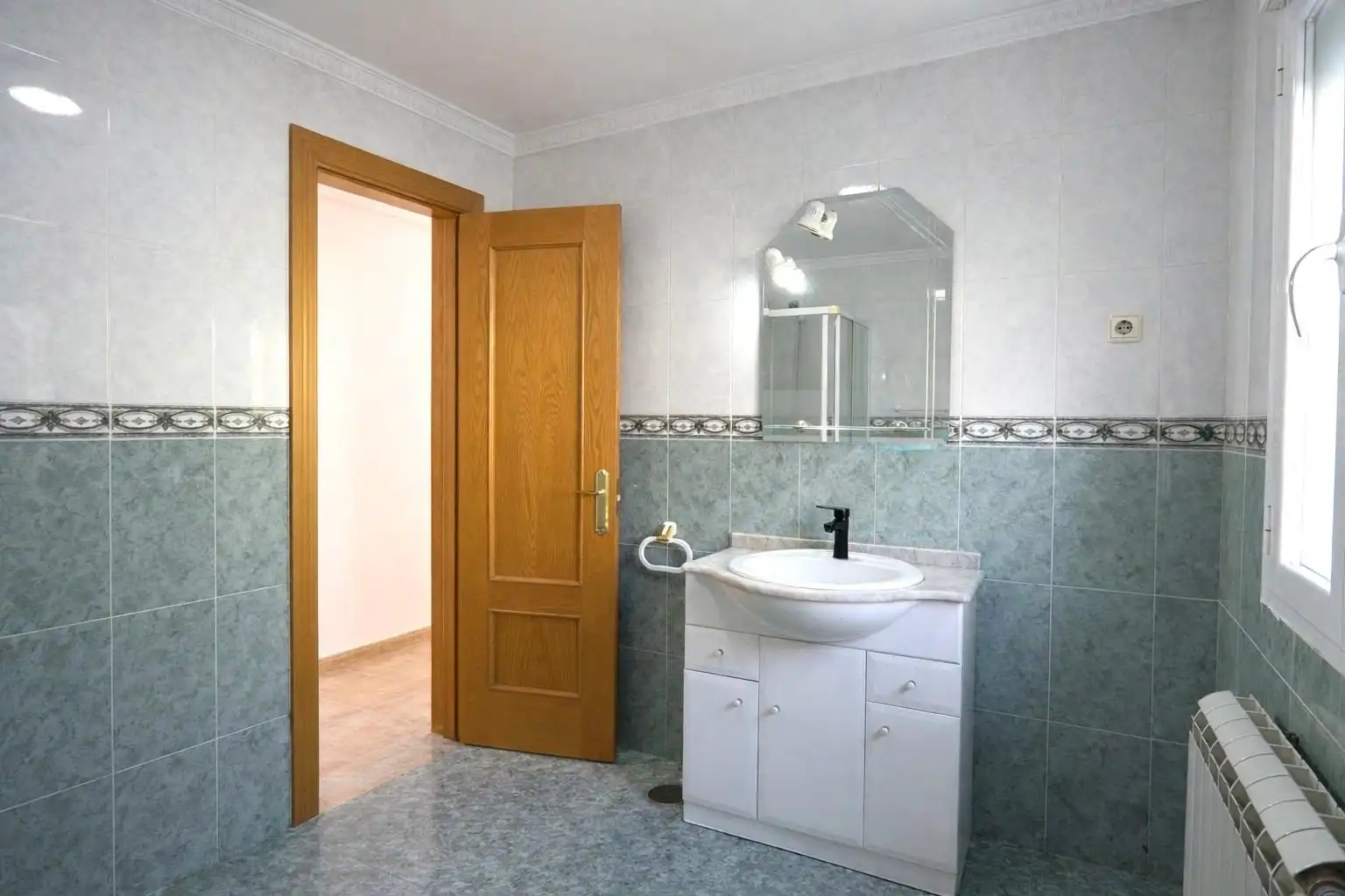 Baño de Casa o chalet en venta en Galapagar con Calefacción y Piscina
