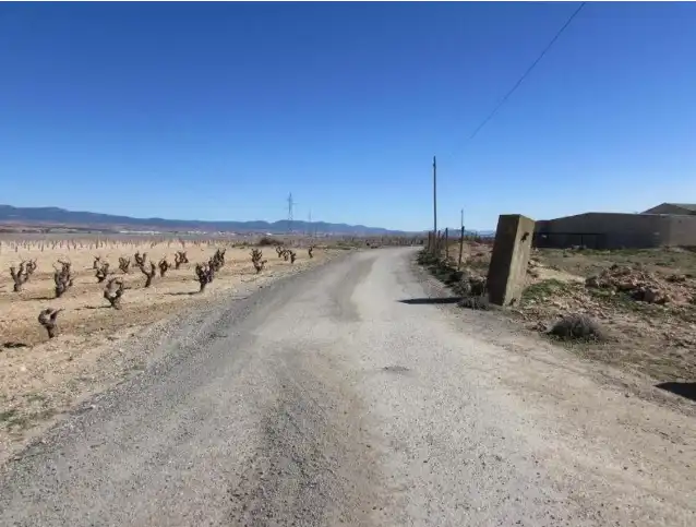 Rustikales Grundstück zum Verkauf in Calle Fray Elias Requena 3, imagen 2
