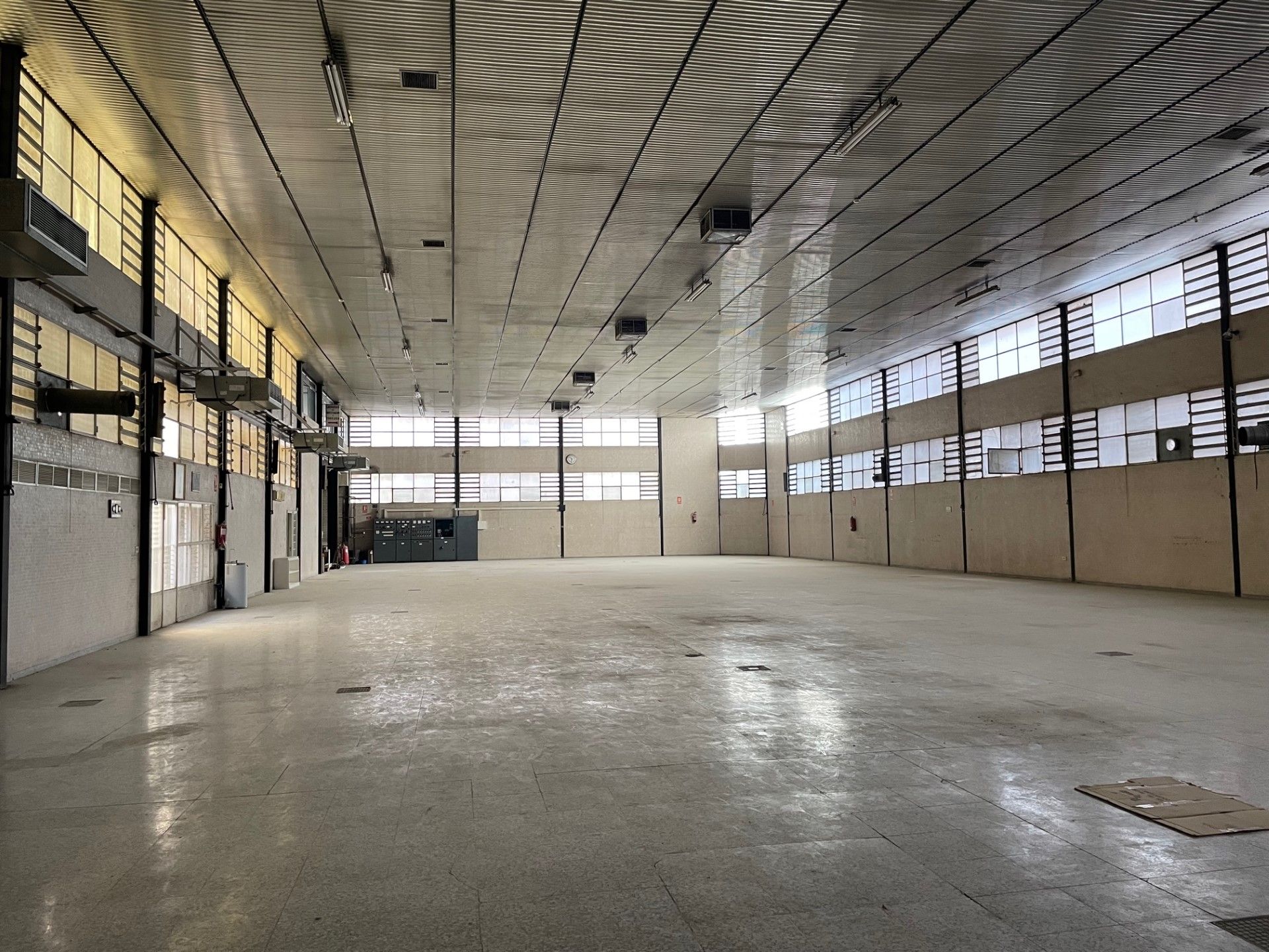 Industrial buildings to rent in Elda