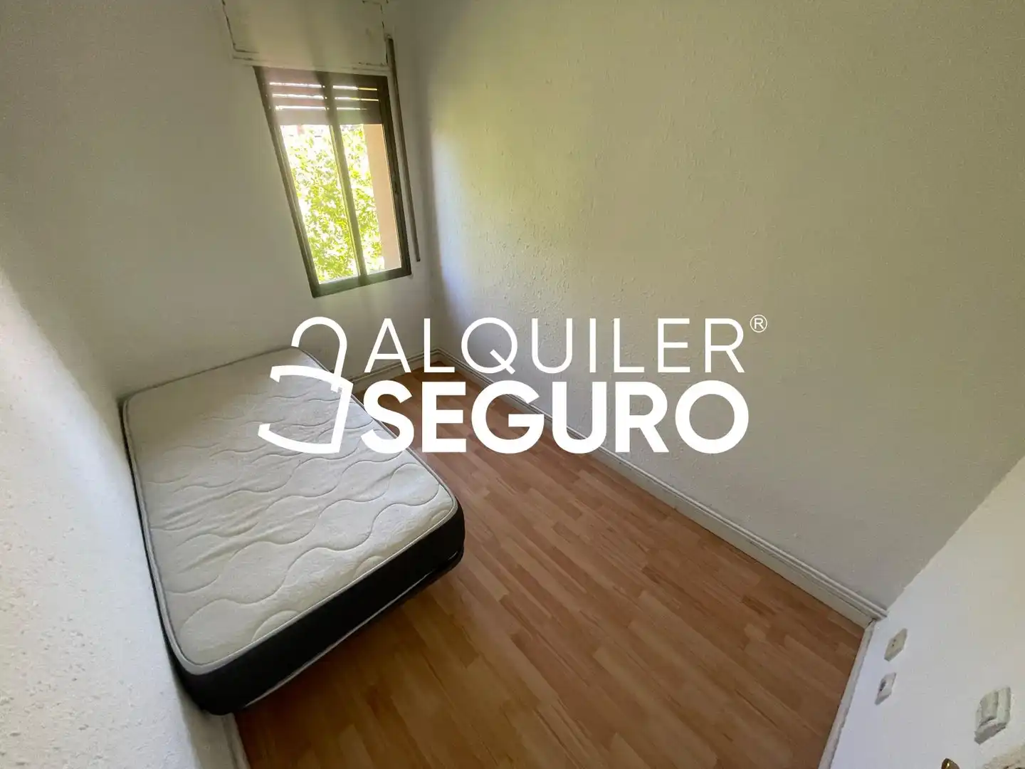 Bedroom of Flat for rent in Madrid  with Air Conditioner, Heating and Terrace