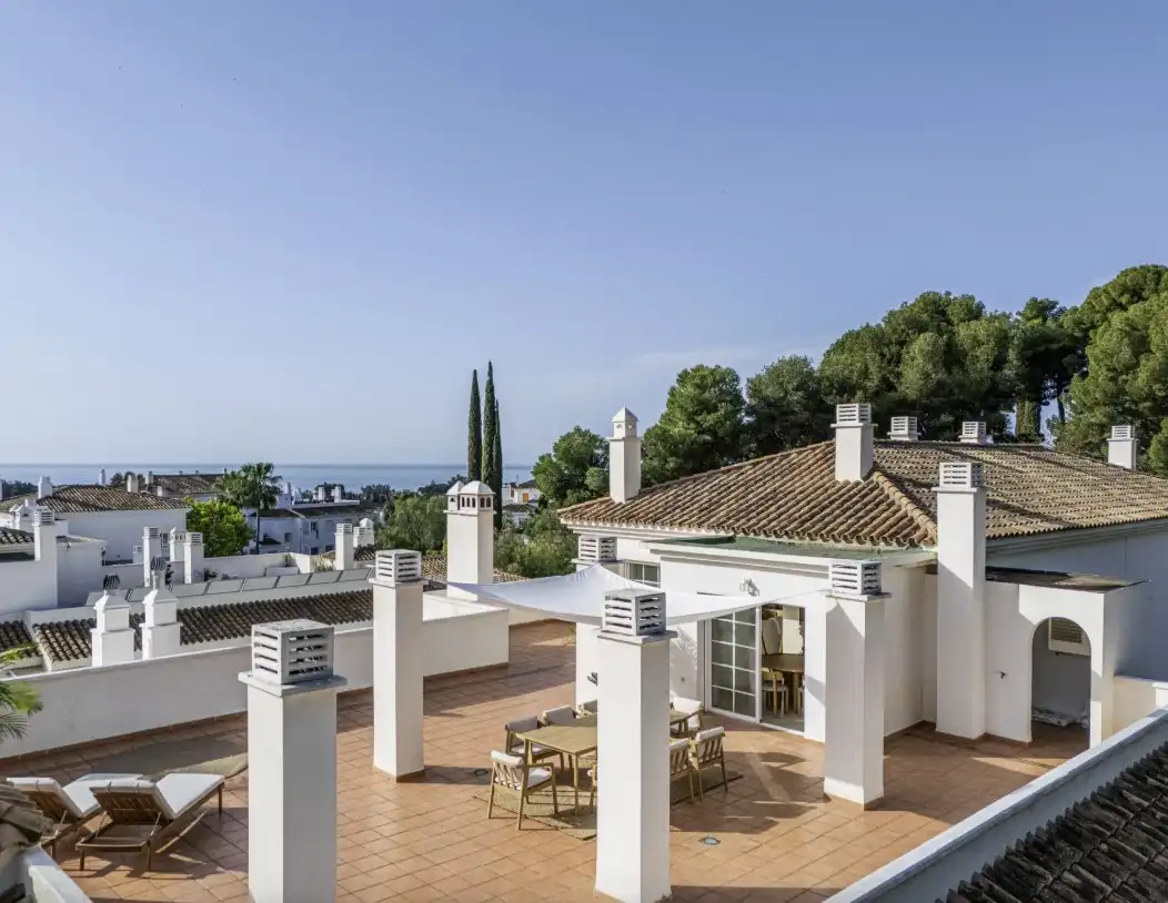 Àtic amb piscina en venda a Río Real - Los Monteros