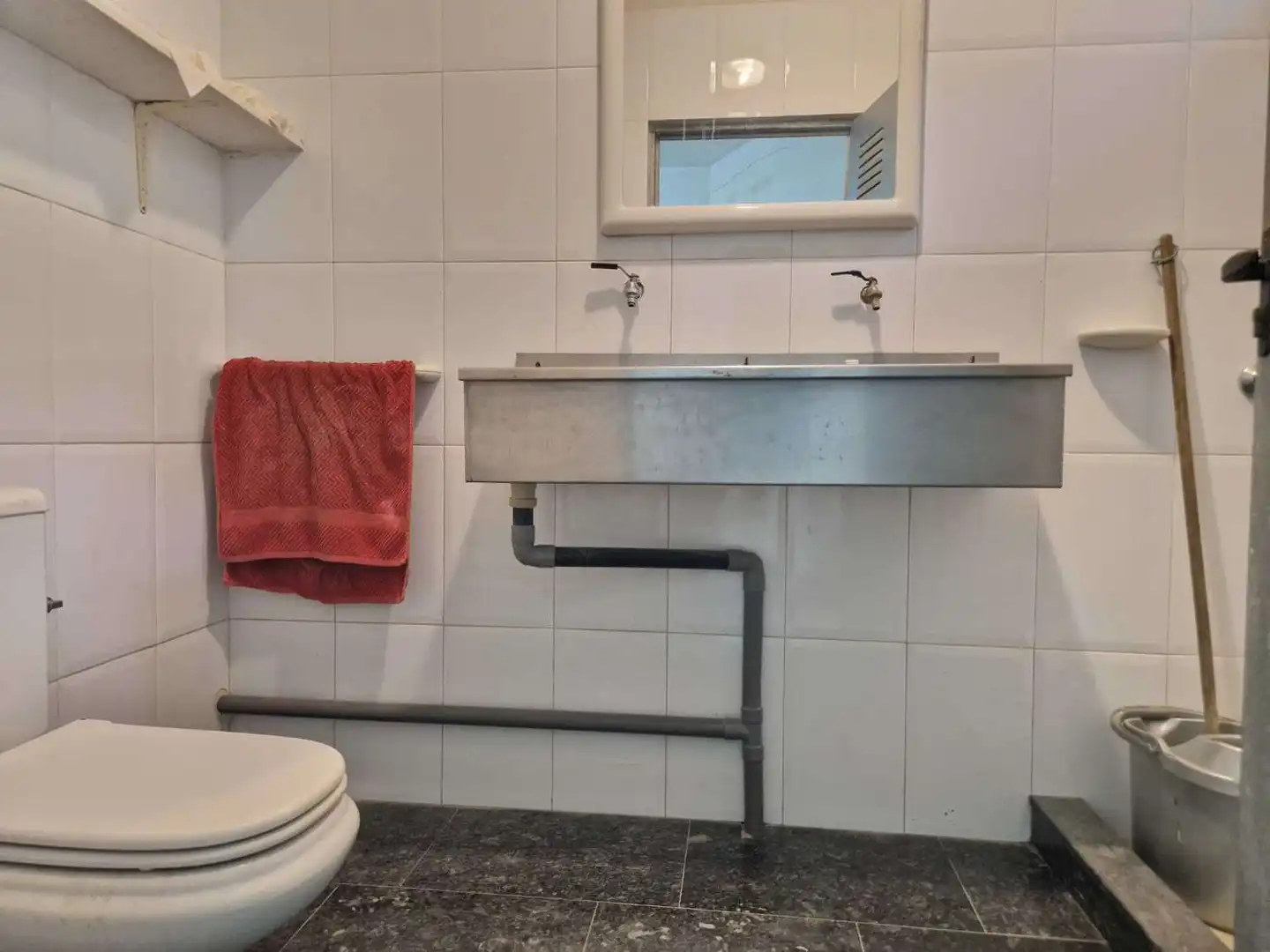 Bathroom of Industrial buildings for rent in Noia